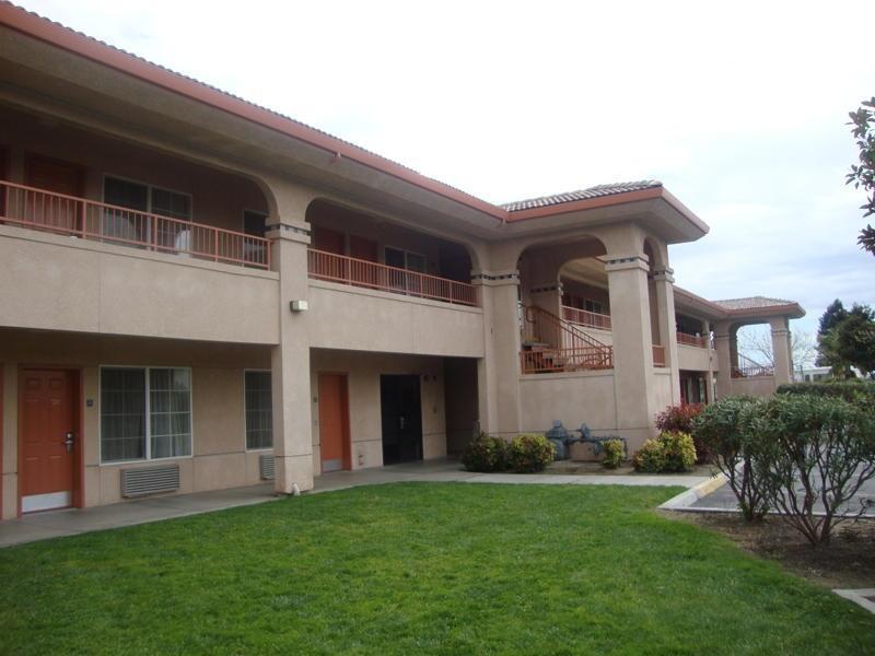 Baymont By Wyndham Manteca Hotel Bagian luar foto